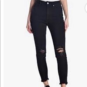 Tinsel black distressed mom jeans size 7